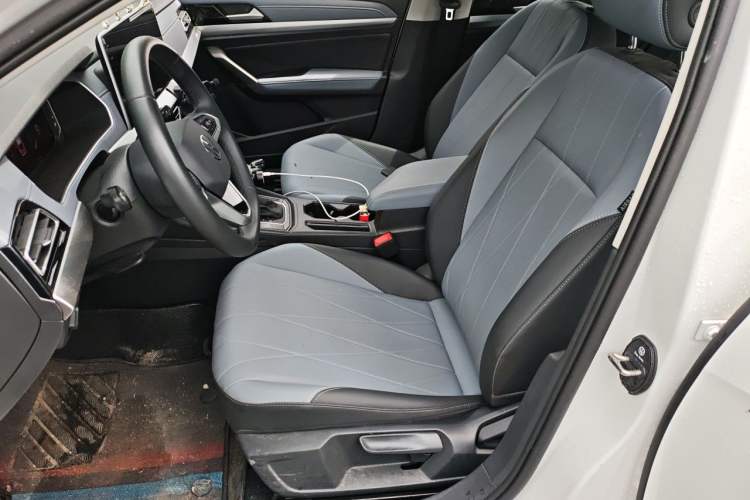 Used Volkswagen Lavida 2024 1.5L Automatic 5 Million Edition Left Front Seat