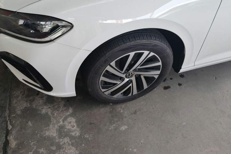 Used Volkswagen Lavida 2024 300TSI DSG Starry Sky Deluxe Edition Left Front Wheel Hub
