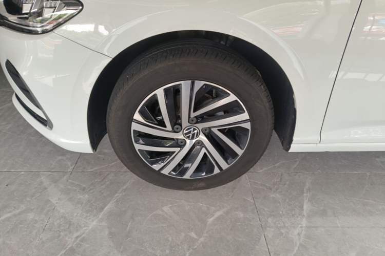 Used Volkswagen Lavida 2024 1.5L Automatic 5 Million Edition Left Front Wheel Hub