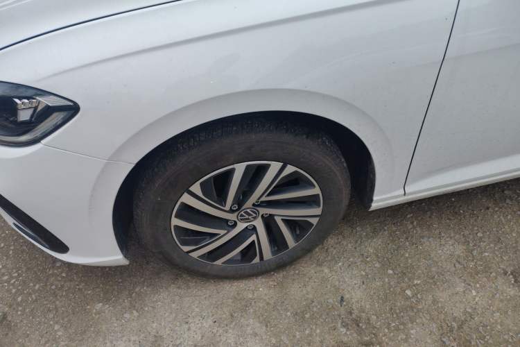 Used Volkswagen Lavida 2024 1.5L Automatic Starry Sky 5 Million Edition Left Front Wheel Hub