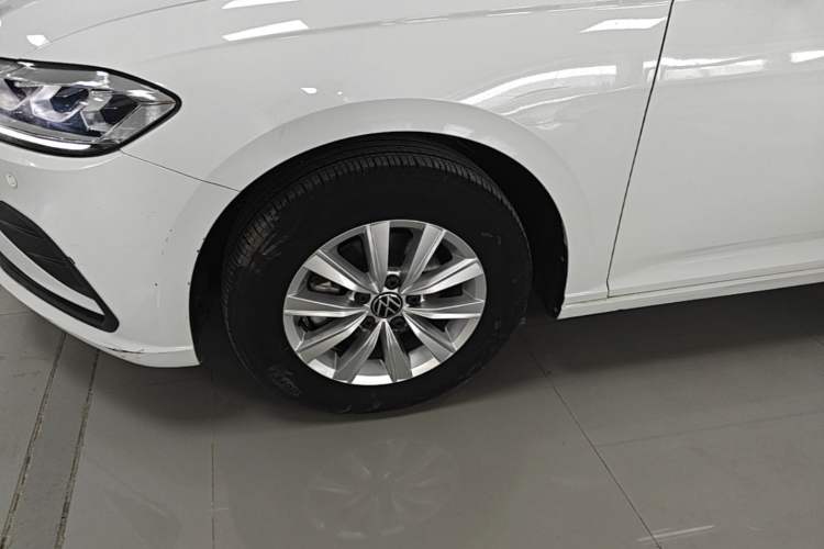 Used Volkswagen Lavida 2024 1.5L Automatic DeYi Edition Left Front Wheel Hub