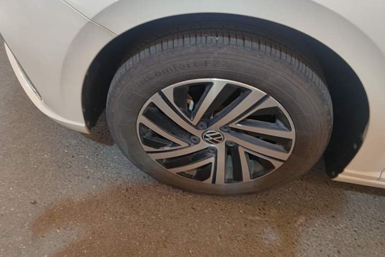 Used Volkswagen Lavida 2024 300TSI DSG Full-Comfort Edition Left Front Wheel Hub
