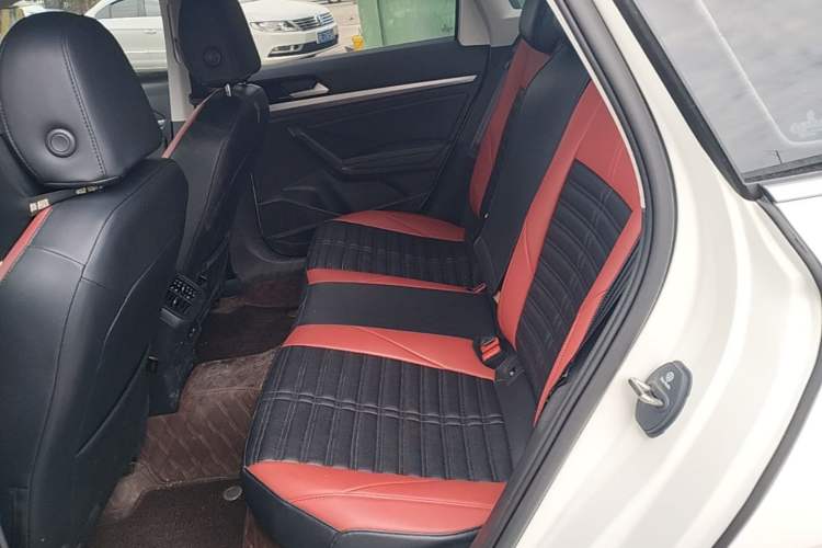 Used Volkswagen Lavida 2024 300TSI DSG Starry Sky Deluxe Edition Left Rear Seat