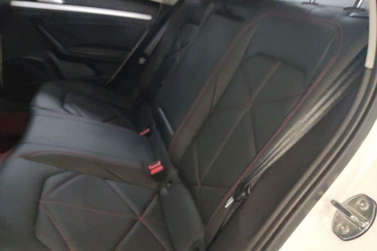 Used Volkswagen Lavida 2024 300TSI DSG Starry Sky Leading Edition Left Rear Seat