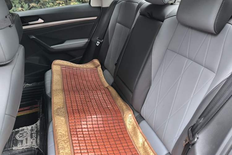 Used Volkswagen Lavida 2024 1.5L Automatic Starry Sky 5 Million Edition Left Rear Seat
