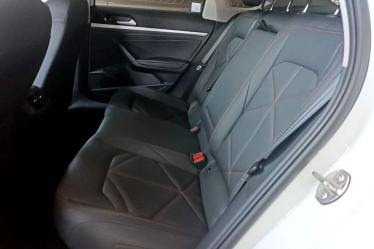 Used Volkswagen Lavida 2024 300TSI DSG Starry Sky Leading Edition Left Rear Seat
