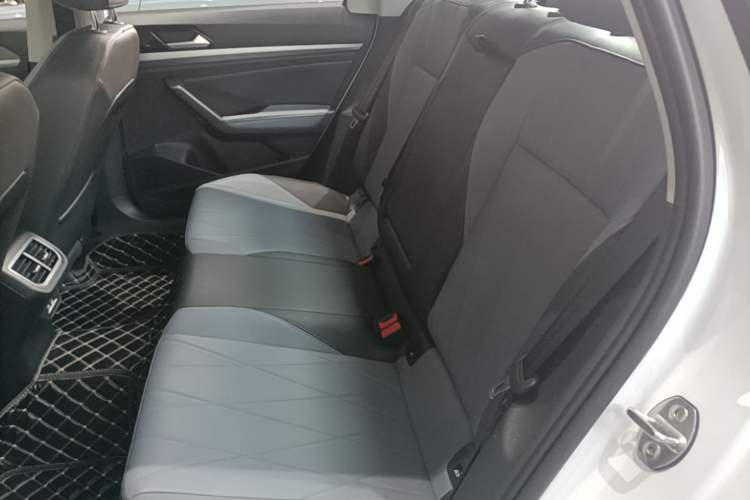 Used Volkswagen Lavida 2024 1.5L Automatic 5 Million Edition Left Rear Seat