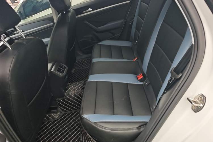 Used Volkswagen Lavida 2024 1.5L Automatic DeYi Edition Left Rear Seat