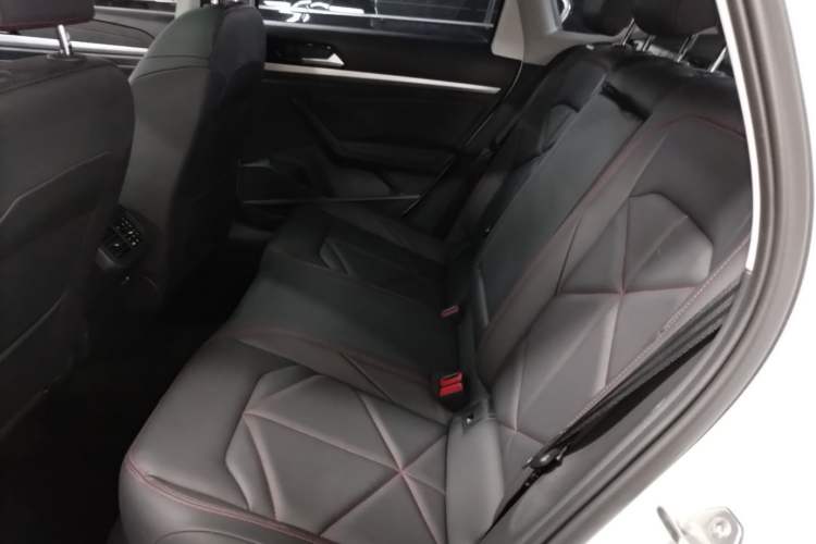 Used Volkswagen Lavida 2024 300TSI DSG Starry Sky Leading Edition Left Rear Seat