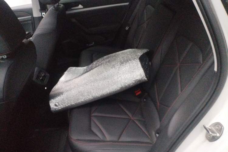 Used Volkswagen Lavida 2024 300TSI DSG Starry Sky Leading Edition Left Rear Seat