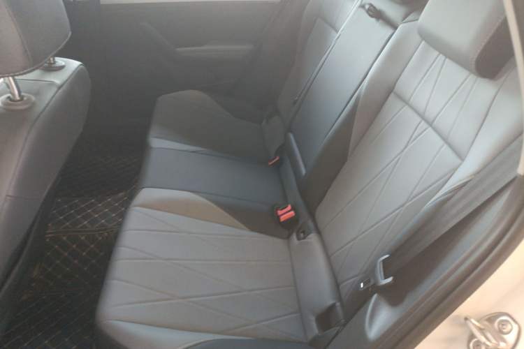 Used Volkswagen Lavida 2024 1.5L Automatic 5 Million Edition Left Rear Seat