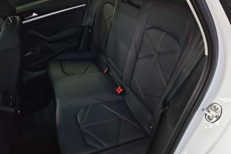 Used Volkswagen Lavida 2024 300TSI DSG Starry Sky Leading Edition Left Rear Seat