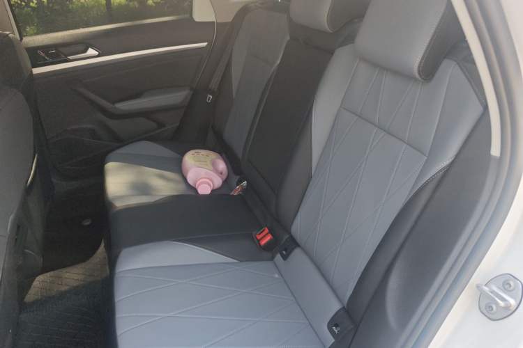 Used Volkswagen Lavida 2024 1.5L Automatic Starry Sky 5 Million Edition Left Rear Seat