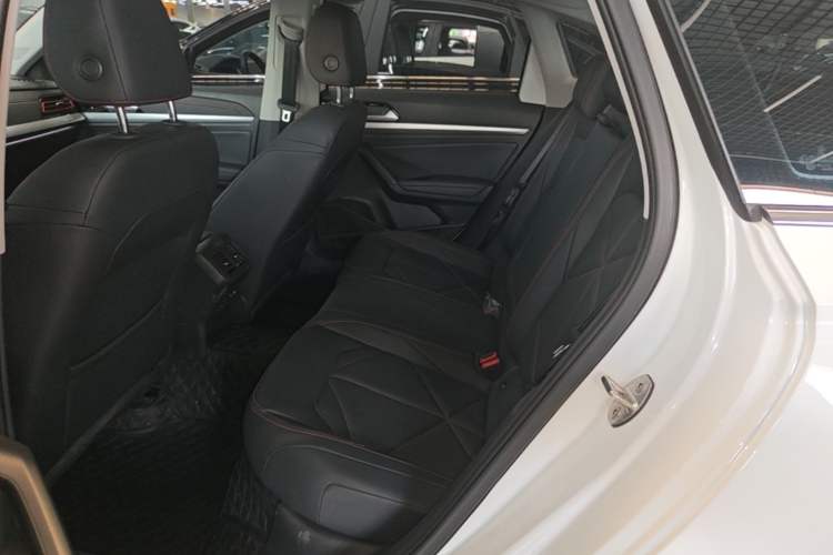 Used Volkswagen Lavida 2024 300TSI DSG Starry Sky Leading Edition Left Rear Seat