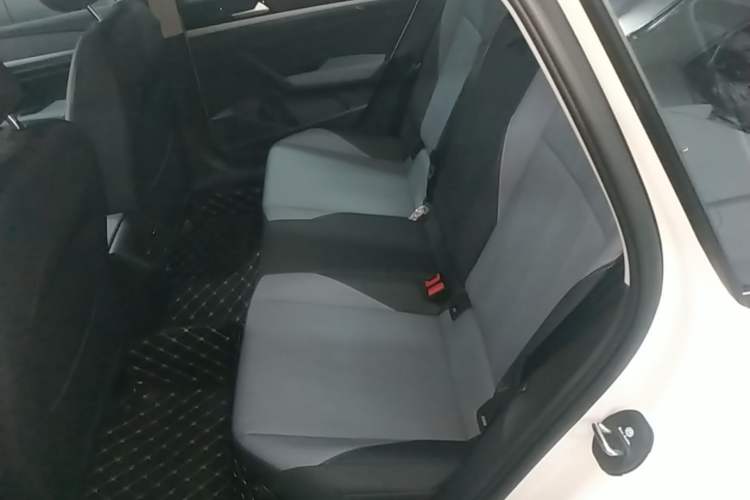 Used Volkswagen Lavida 2024 1.5L Automatic Starry Sky 5 Million Edition Left Rear Seat
