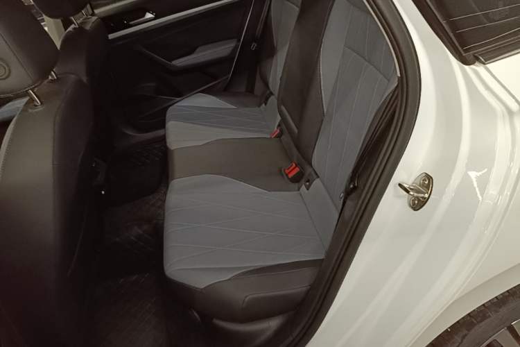 Used Volkswagen Lavida 2024 1.5L Automatic 5 Million Edition Left Rear Seat