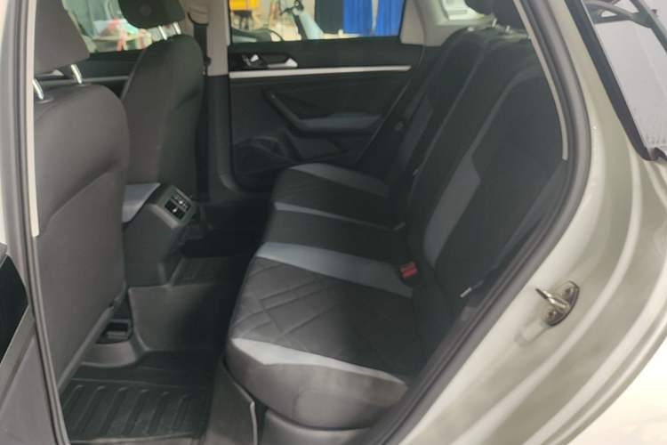 Used Volkswagen Lavida 2024 1.5L Automatic DeYi Edition Left Rear Seat