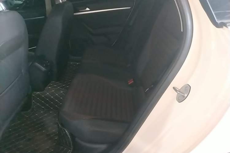 Used Volkswagen Lavida 2024 300TSI DSG Starry Sky Deluxe Edition Left Rear Seat