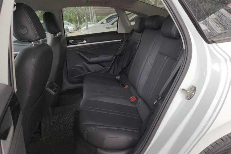 Used Volkswagen Lavida 2024 1.5L Automatic DeYi Edition Left Rear Seat