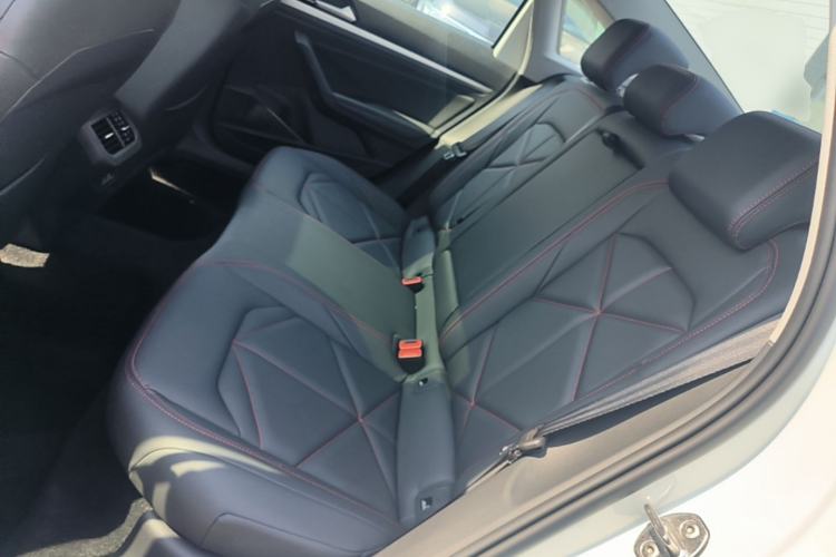 Used Volkswagen Lavida 2024 300TSI DSG Starry Sky Leading Edition Left Rear Seat