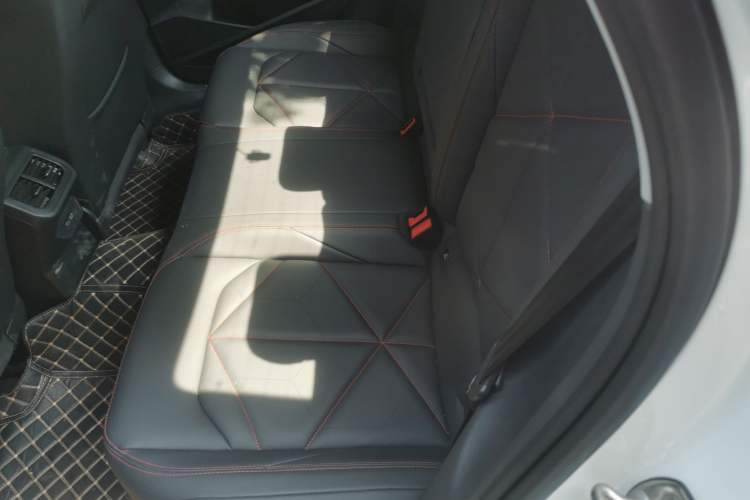 Used Volkswagen Lavida 2024 300TSI DSG Starry Sky Leading Edition Left Rear Seat