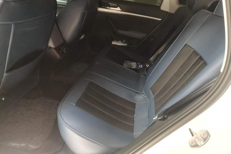 Used Volkswagen Lavida 2024 1.5L Automatic 5 Million Edition Left Rear Seat