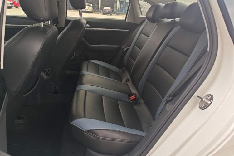 Used Volkswagen Lavida 2024 1.5L Automatic DeYi Edition Left Rear Seat