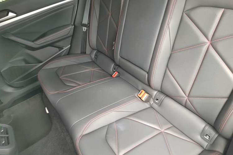Used Volkswagen Lavida 2024 300TSI DSG Starry Sky Leading Edition Left Rear Seat