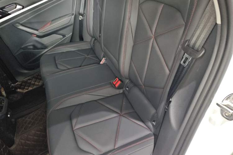 Used Volkswagen Lavida 2024 300TSI DSG Starry Sky Leading Edition Left Rear Seat