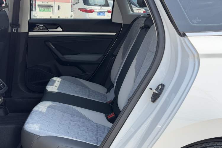 Used Volkswagen Lavida 2024 1.5L Automatic Full-Comfort Version Left Rear Seat