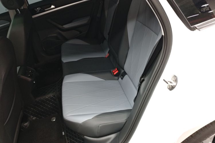Used Volkswagen Lavida 2024 1.5L Automatic Starry Sky 5 Million Edition Left Rear Seat