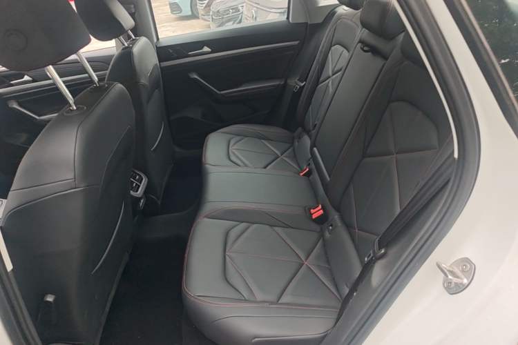 Used Volkswagen Lavida 2024 300TSI DSG Starry Sky Leading Edition Left Rear Seat