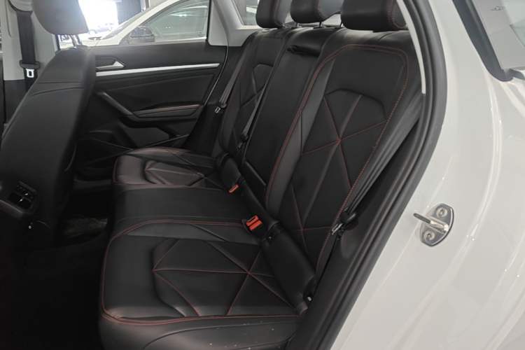 Used Volkswagen Lavida 2024 300TSI DSG Starry Sky Leading Edition Left Rear Seat