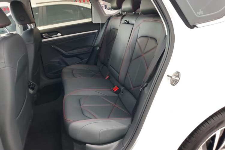 Used Volkswagen Lavida 2024 300TSI DSG Starry Sky Leading Edition Left Rear Seat