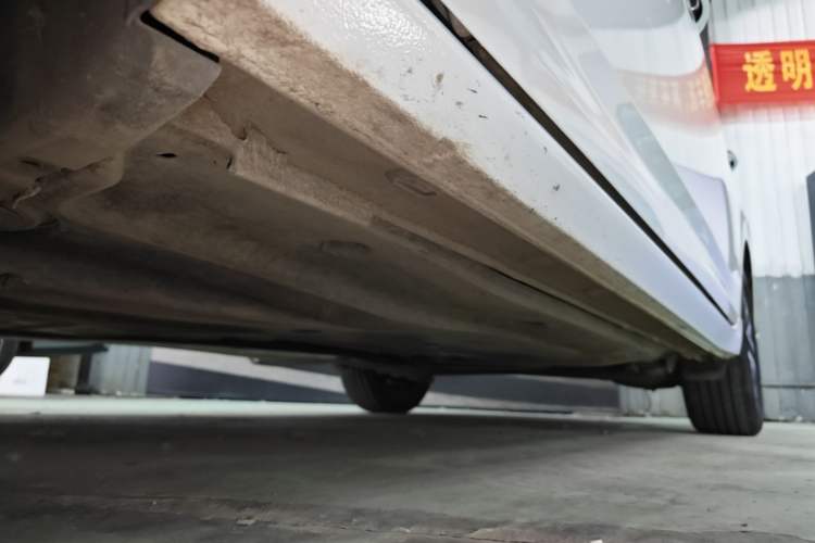 Used Volkswagen Lavida 2024 1.5L Automatic 5 Million Edition Left Side Sill