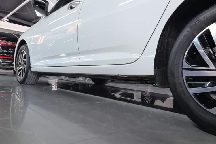 Used Volkswagen Lavida 2024 300TSI DSG Starry Sky Deluxe Edition Left Side Sill