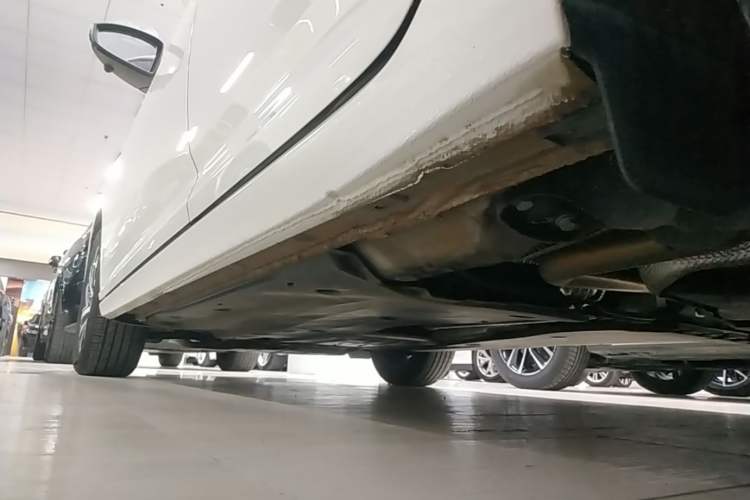 Used Volkswagen Lavida 2024 1.5L Automatic Starry Sky 5 Million Edition Left Side Sill