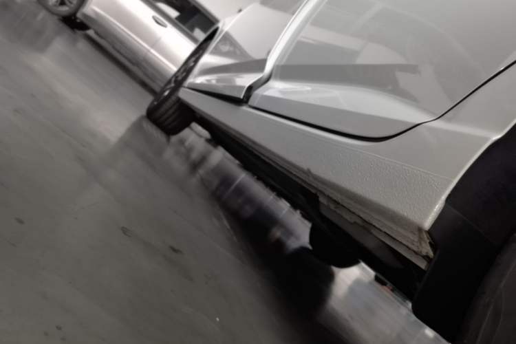 Used Volkswagen Lavida 2024 1.5L Automatic Starry Sky 5 Million Edition Left Side Sill