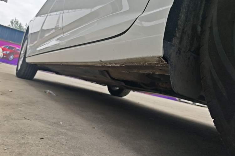 Used Volkswagen Lavida 2024 1.5L Automatic DeYi Edition Left Side Sill
