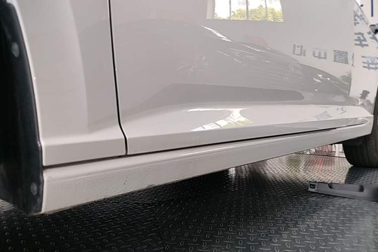 Used Volkswagen Lavida 2024 300TSI DSG Starry Sky Leading Edition Left Side Sill