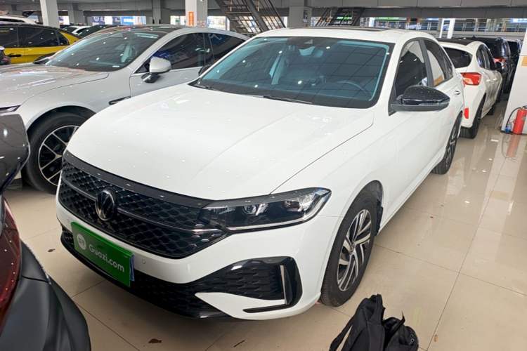 Used Volkswagen Lavida 2024 300TSI DSG Starry Sky Leading Edition Guazi used car, China used car export, Used car for sale, Used  cars, Cheapest cars for sale