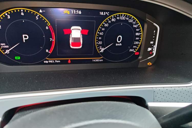 Used Volkswagen Lavida 2024 1.5L Automatic Starry Sky 5 Million Edition Odometer Close Up