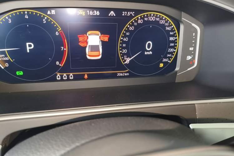 Used Volkswagen Lavida 2024 300TSI DSG Starry Sky Leading Edition Odometer Close Up