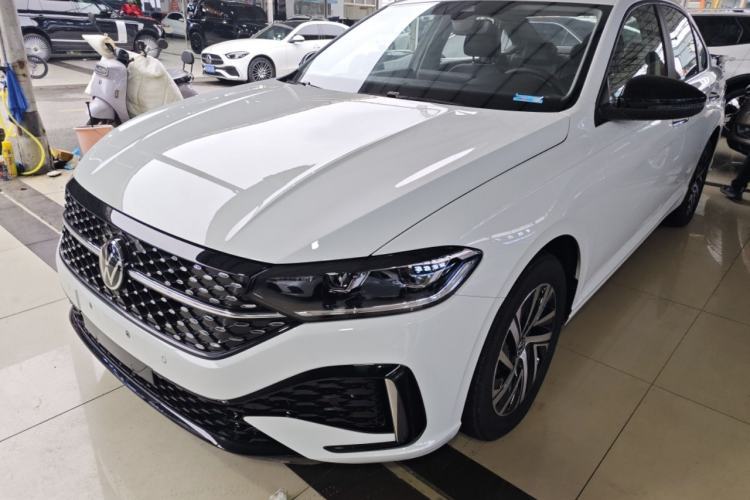Used Volkswagen Lavida 2024 300TSI DSG Starry Sky Leading Edition Guazi used car, China used car export, Used car for sale, Used  cars, Cheapest cars for sale