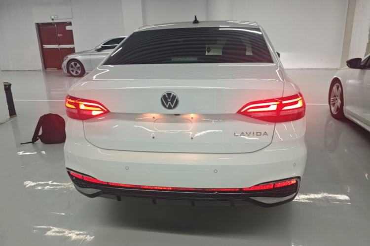 Used Volkswagen Lavida 2024 1.5L Automatic Starry Sky 5 Million Edition Rear