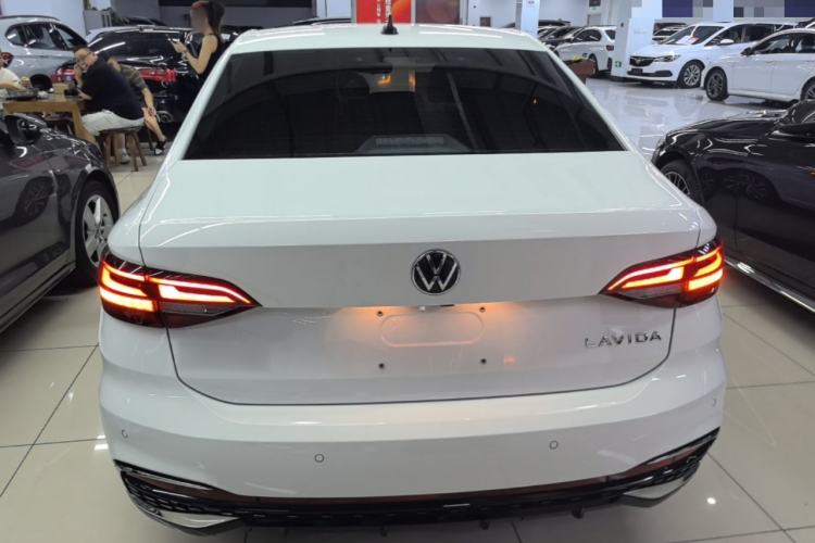Used Volkswagen Lavida 2024 1.5L Automatic Starry Sky 5 Million Edition Rear