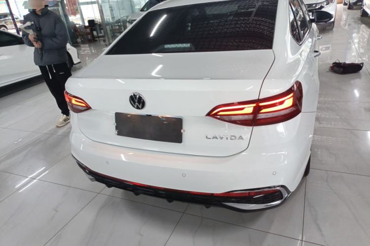 Used Volkswagen Lavida 2024 1.5L Automatic Starry Sky 5 Million Edition Rear