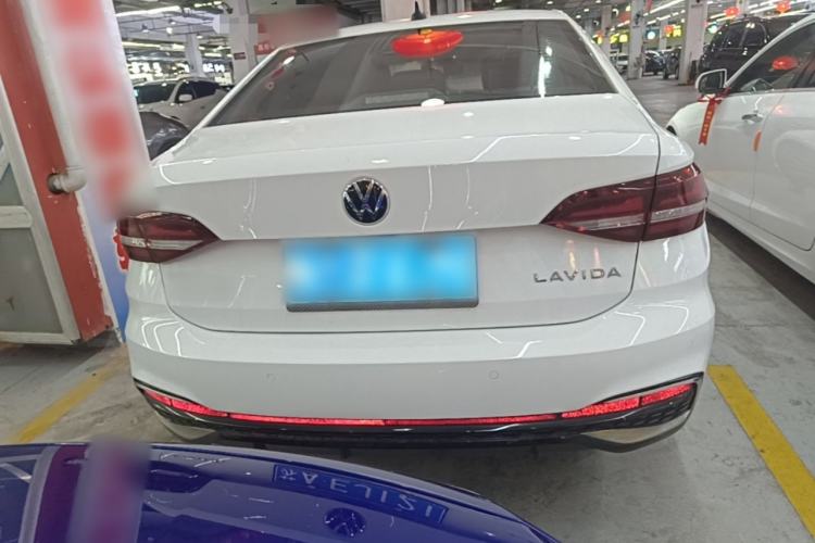 Used Volkswagen Lavida 2024 1.5L Automatic Starry Sky 5 Million Edition Rear