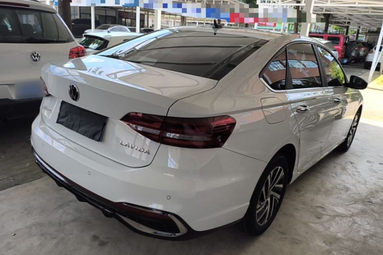 Used Volkswagen Lavida 2024 1.5L Automatic Starry Sky 5 Million Edition Rear Right 45 Deg