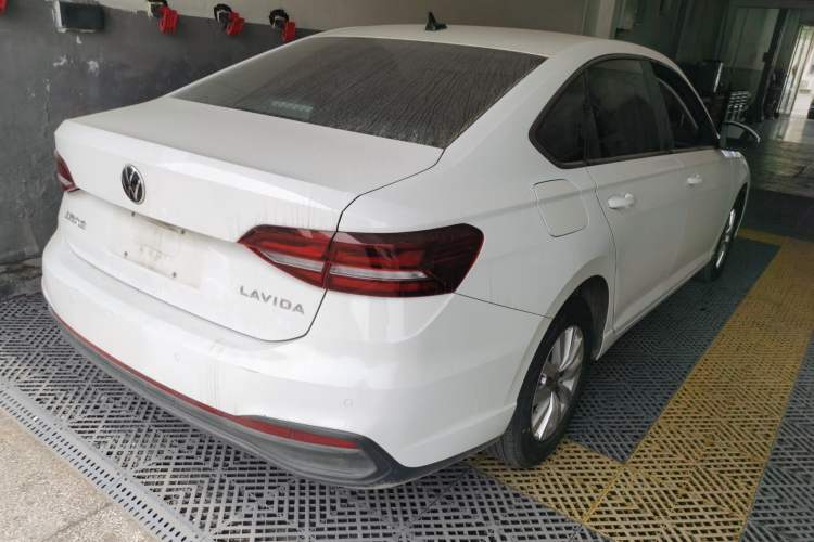 Used Volkswagen Lavida 2024 1.5L Automatic DeYi Edition Rear Right 45 Deg